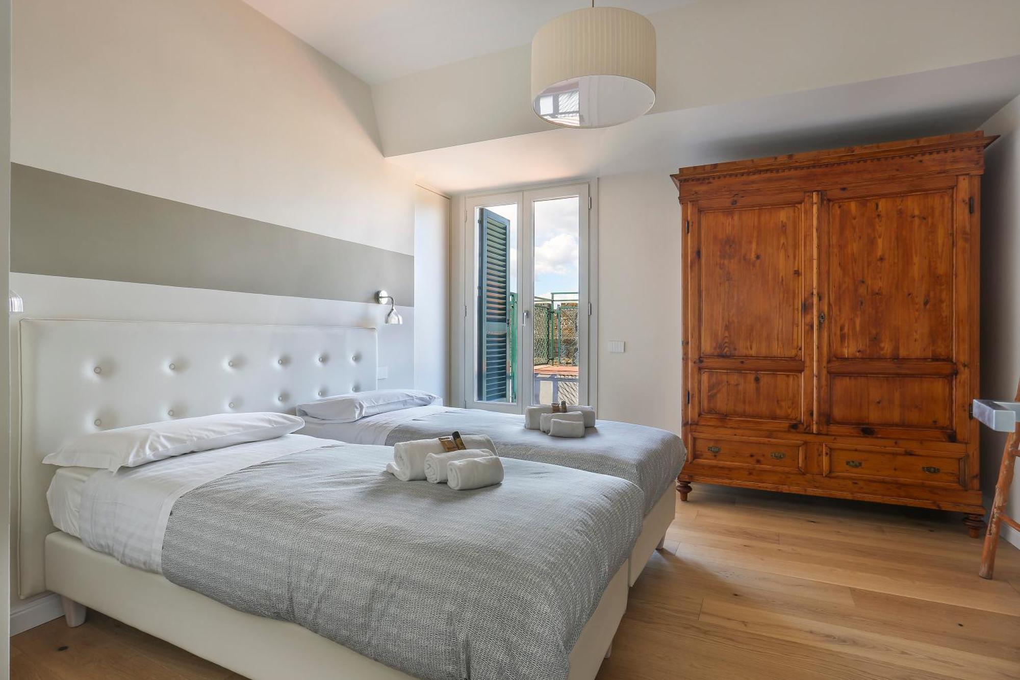 Penthouse With Big Terrace In Oltrarno * Firenze